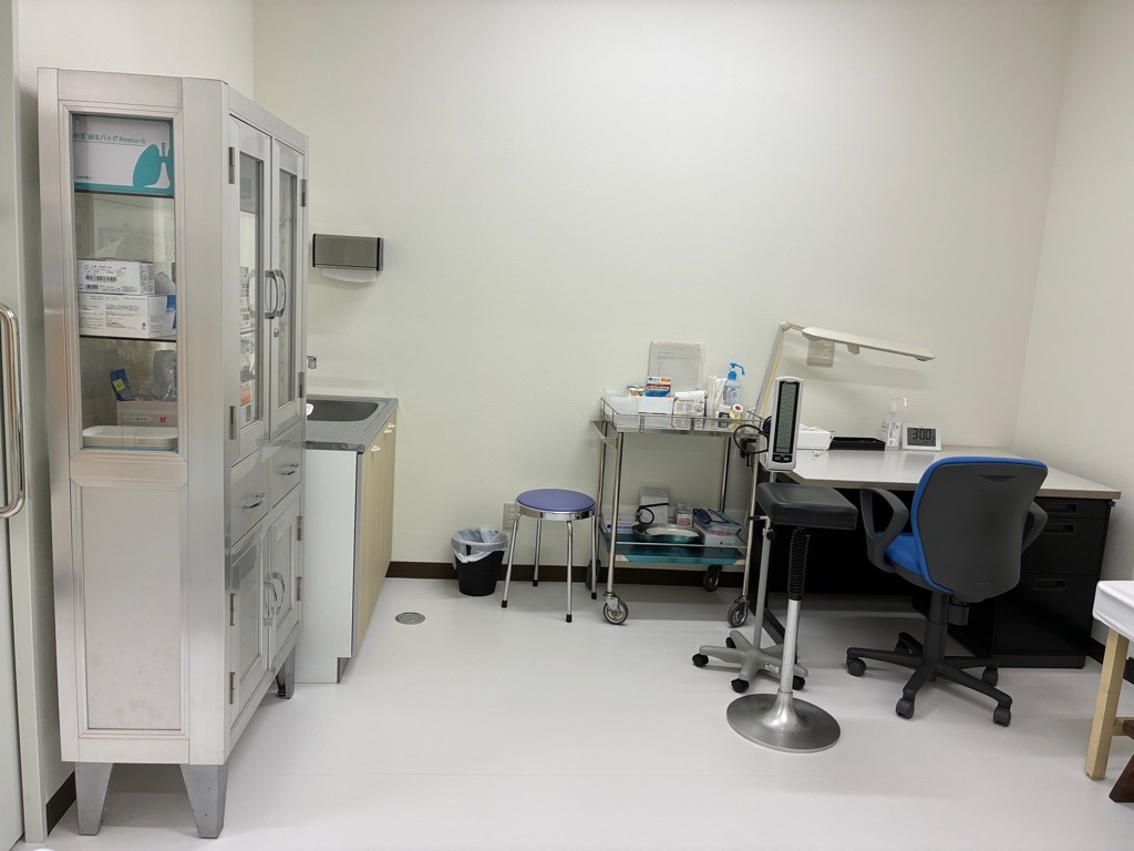 綾部市中上林診療所の診察室の写真
