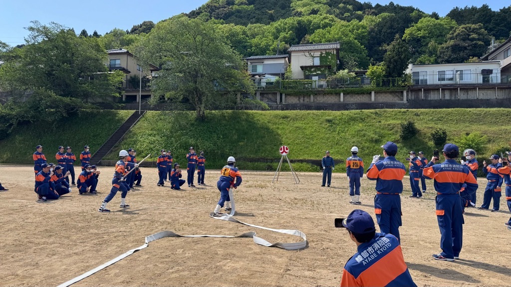 小型ポンプ操法の様子