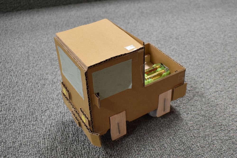「空き缶モーターカー」の見本写真