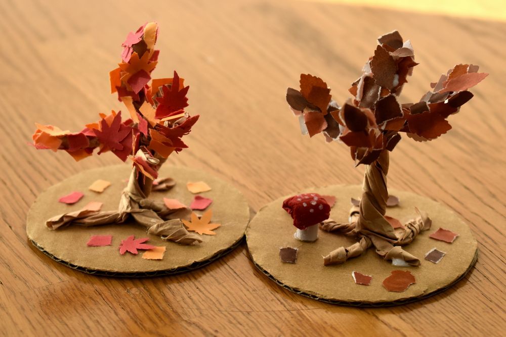 自由工作「秋の木のオブジェ」の工作見本写真